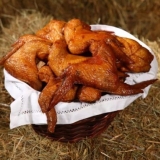 Kako pušiti krilca u toplo dimljenoj pušnici kod kuće